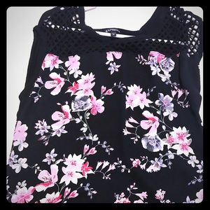 Express floral top size small